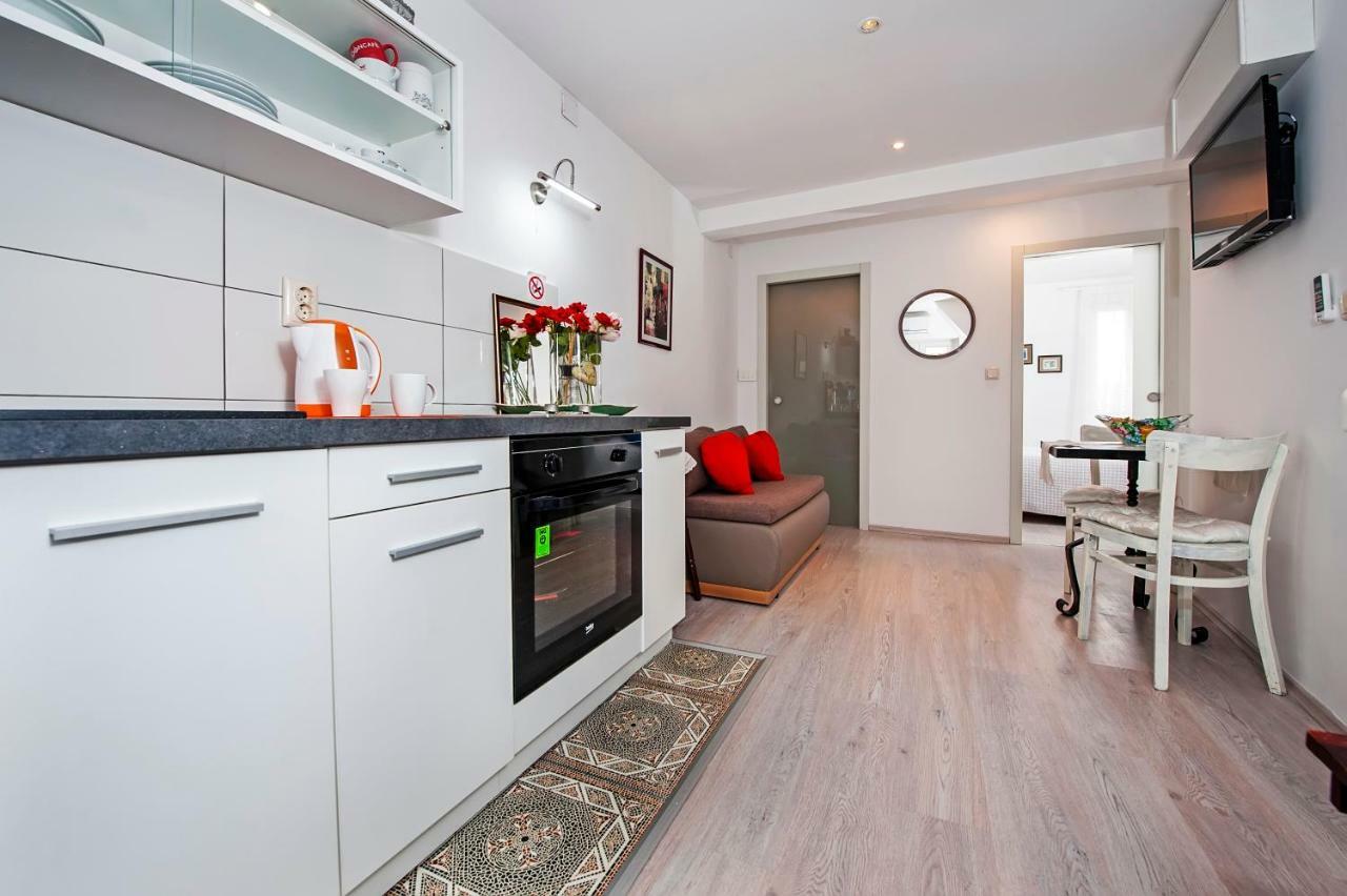 Apartman Delfin Rovinj Luaran gambar