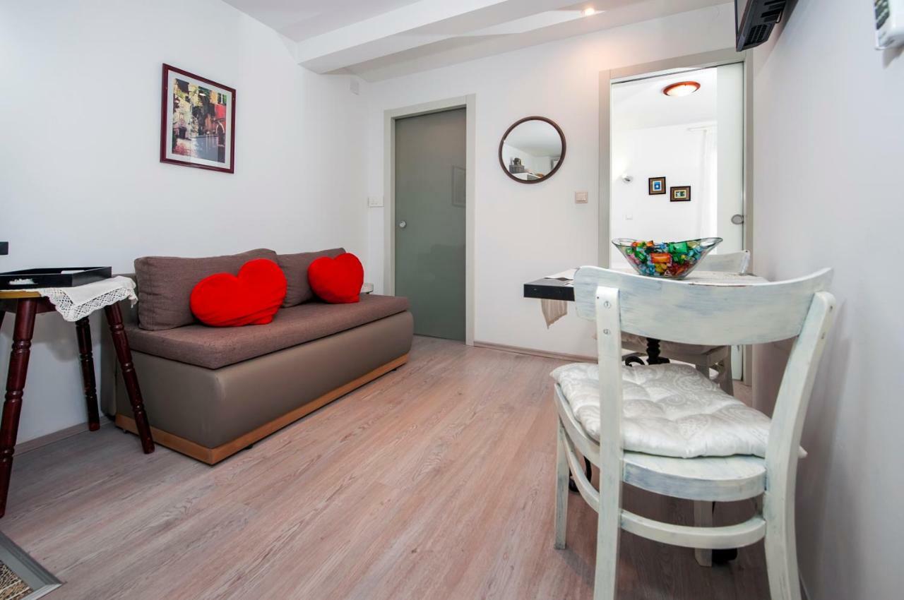 Apartman Delfin Rovinj Luaran gambar